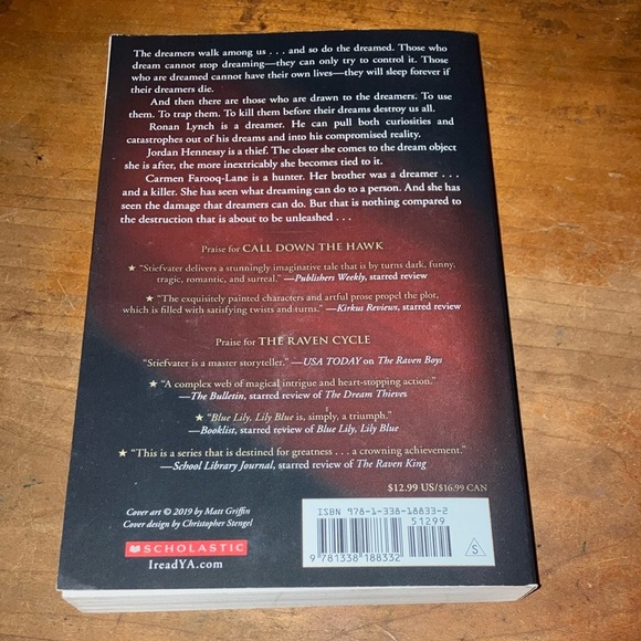 Call Down the Hawk: Book one of the Dreamer Trilogy by Maggie Stiefvater - Picture 3 of 9